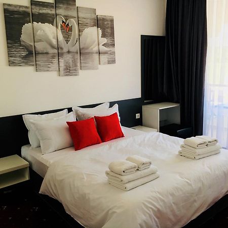 Hotel Aqua Kŭrdzhali エクステリア 写真